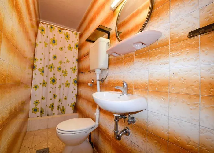 In With One-bedroom 3 Póla