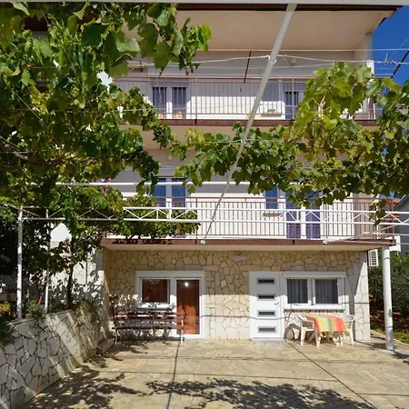 In With One-bedroom 3 פולה