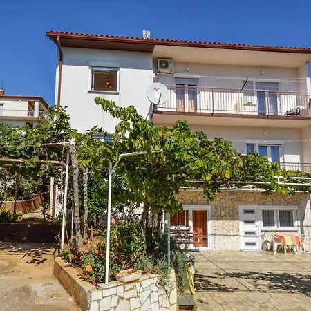 In With One-bedroom 3 Pula